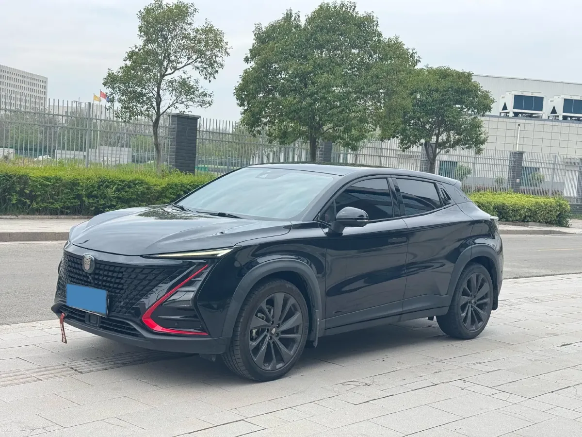 2020 ChangAn UNI-T 1.5T 180HP L4 7DCT,autocango,china used car exporter,china ev exporter,chinese used car exporter,chinese used ev exporter