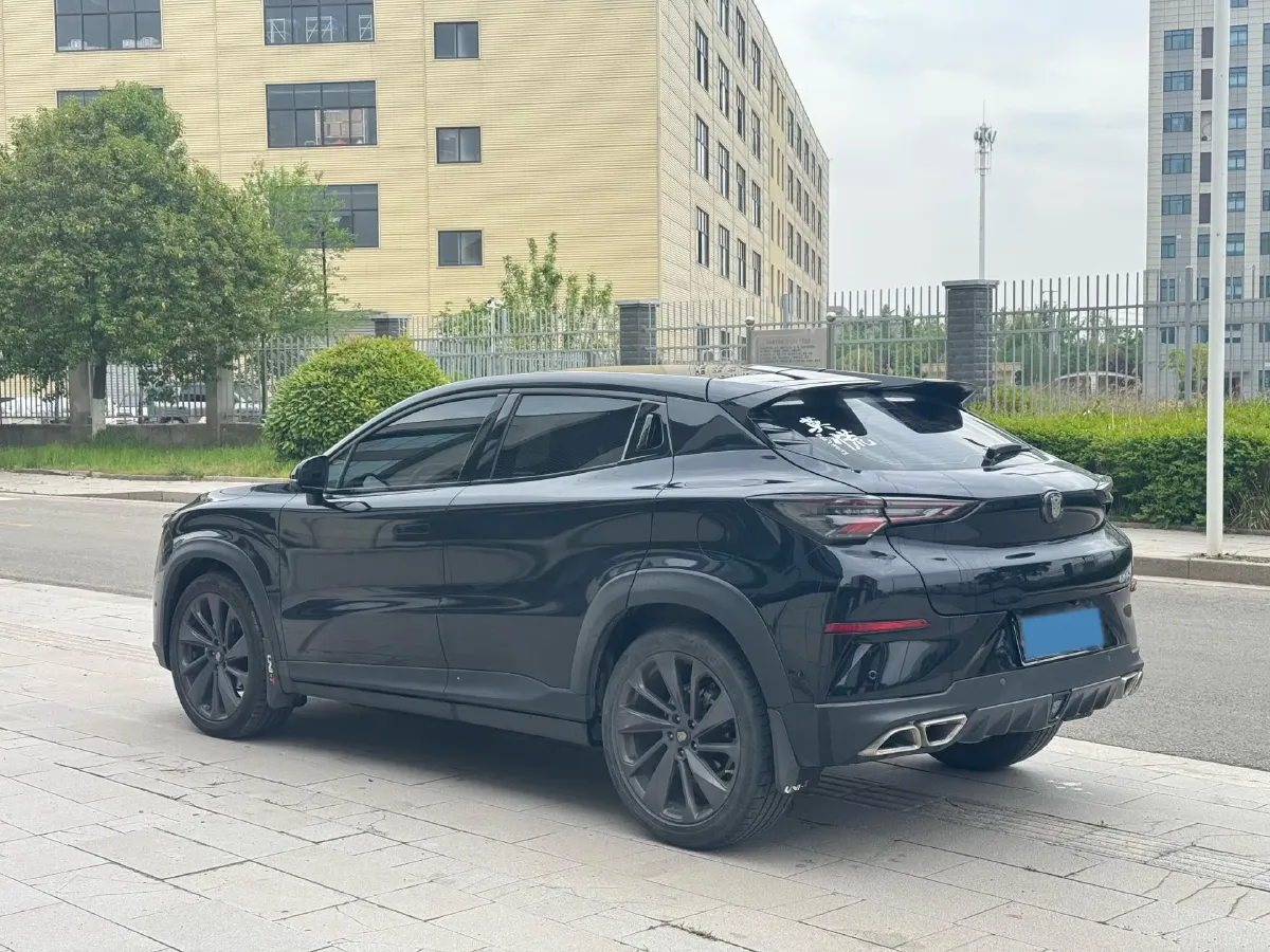 2020 ChangAn UNI-T 1.5T 180HP L4 7DCT,autocango,china used car exporter,china ev exporter,chinese used car exporter,chinese used ev exporter