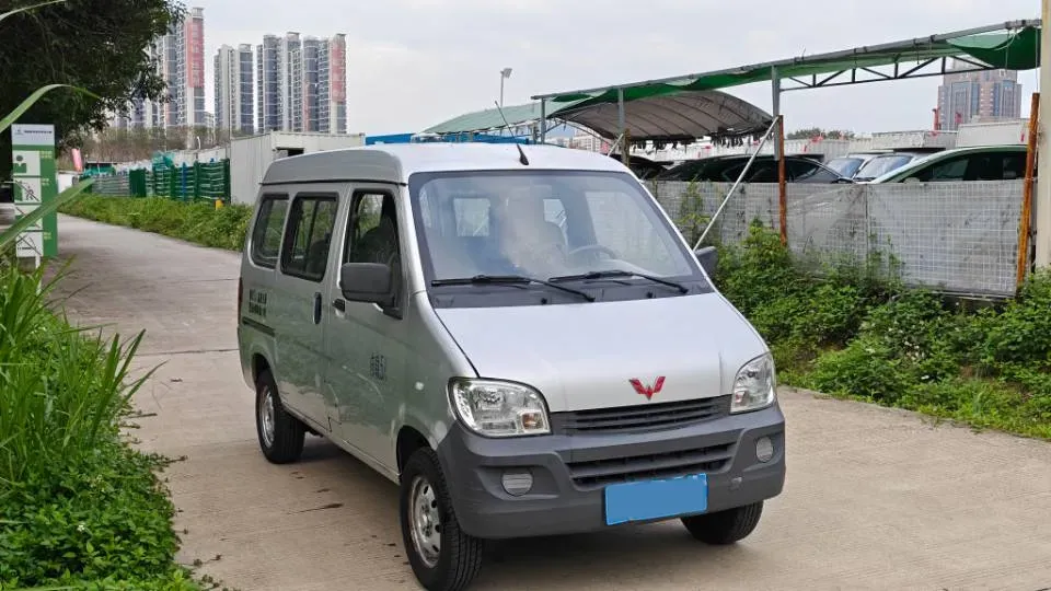 2019 WuLing RongGuang 1.2L 82HP L4 5MT,autocango,china used car exporter,china ev exporter,chinese used car exporter,chinese used ev exporter