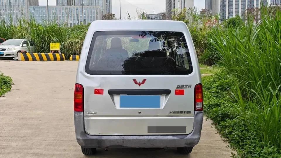 2019 WuLing RongGuang 1.2L 82HP L4 5MT,autocango,china used car exporter,china ev exporter,chinese used car exporter,chinese used ev exporter