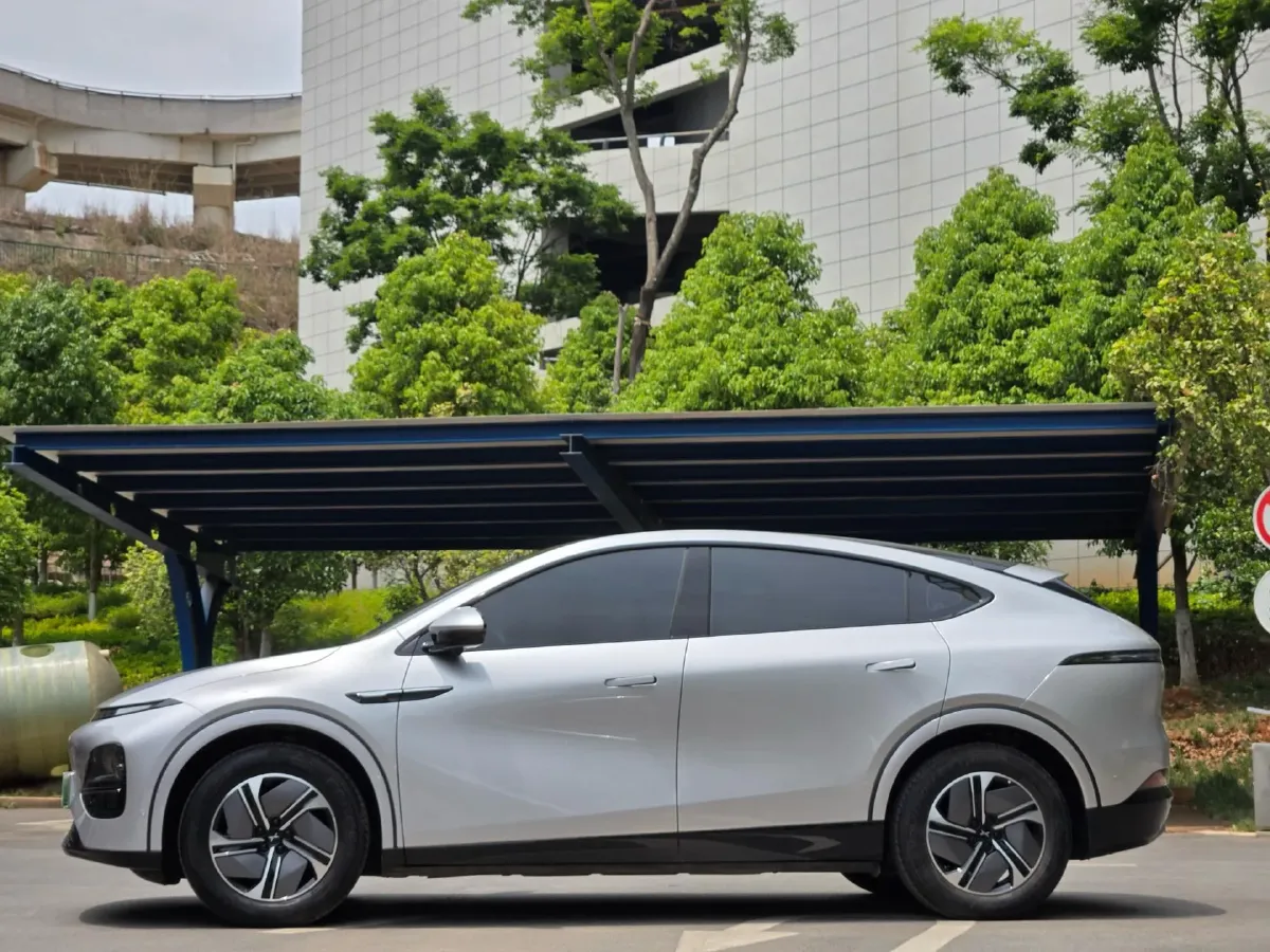 2023 Xpeng G6 BEV 87.5KWH,autocango,china used car exporter,china ev exporter,chinese used car exporter,chinese used ev exporter
