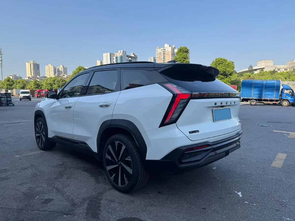 2023 Geely StarRay 1.5T 181HP L4 7DCT,autocango,china used car exporter,china ev exporter,chinese used car exporter,chinese used ev exporter