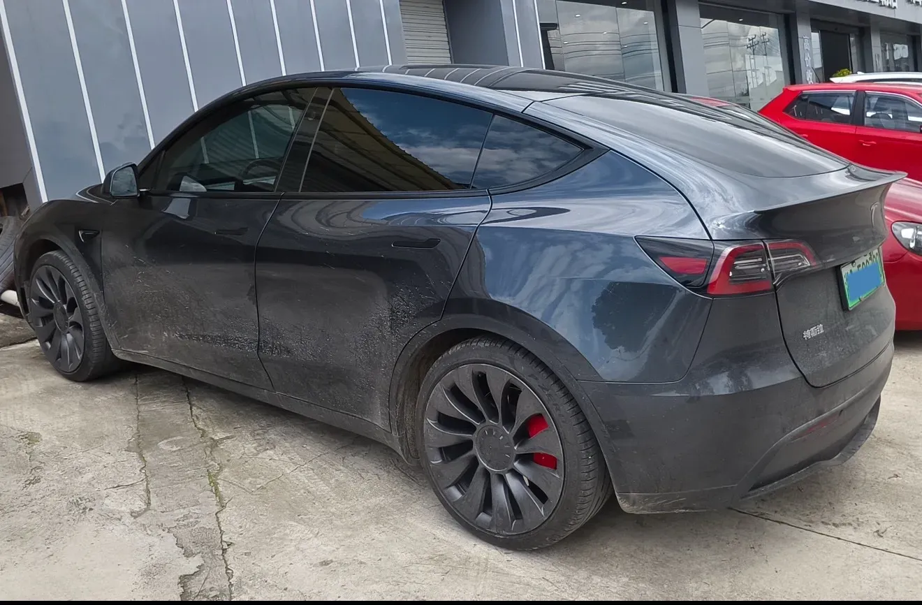 2024 Tesla Model Y BEV 78.4KWH,autocango,china used car exporter,china ev exporter,chinese used car exporter,chinese used ev exporter