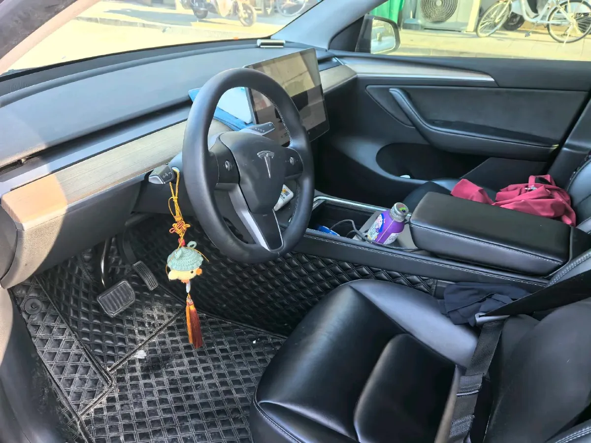 2022 Tesla Model Y BEV 60KWH,autocango,china used car exporter,china ev exporter,chinese used car exporter,chinese used ev exporter