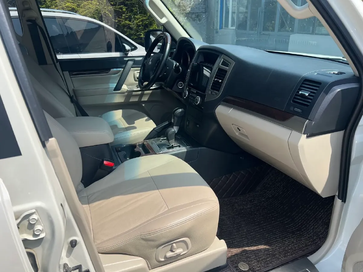 2017 Toyota Corolla 1.2T 116HP L4 CVT,autocango,china used car exporter,china ev exporter,chinese used car exporter,chinese used ev exporter