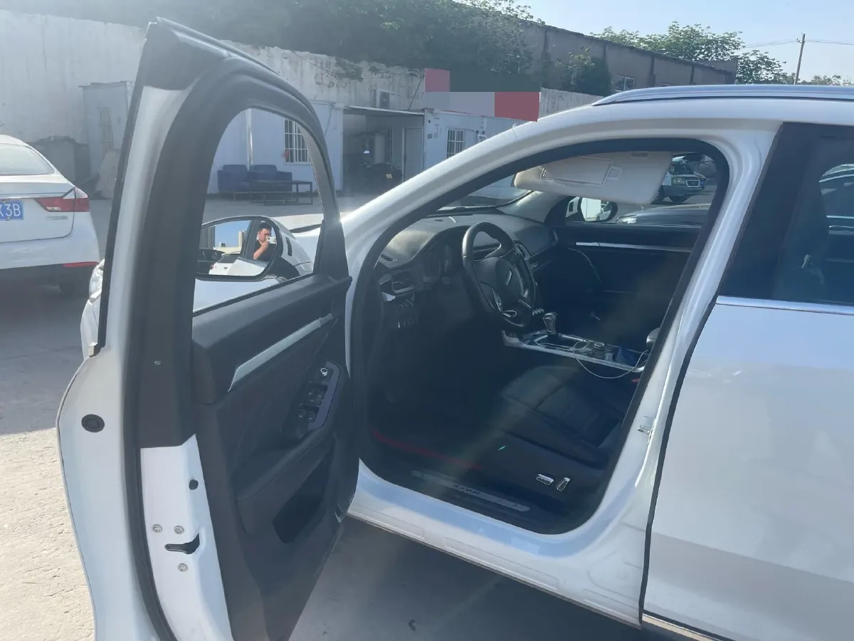 2018 Haval F5 1.5T 169HP L4 7DCT,autocango,china used car exporter,china ev exporter,chinese used car exporter,chinese used ev exporter