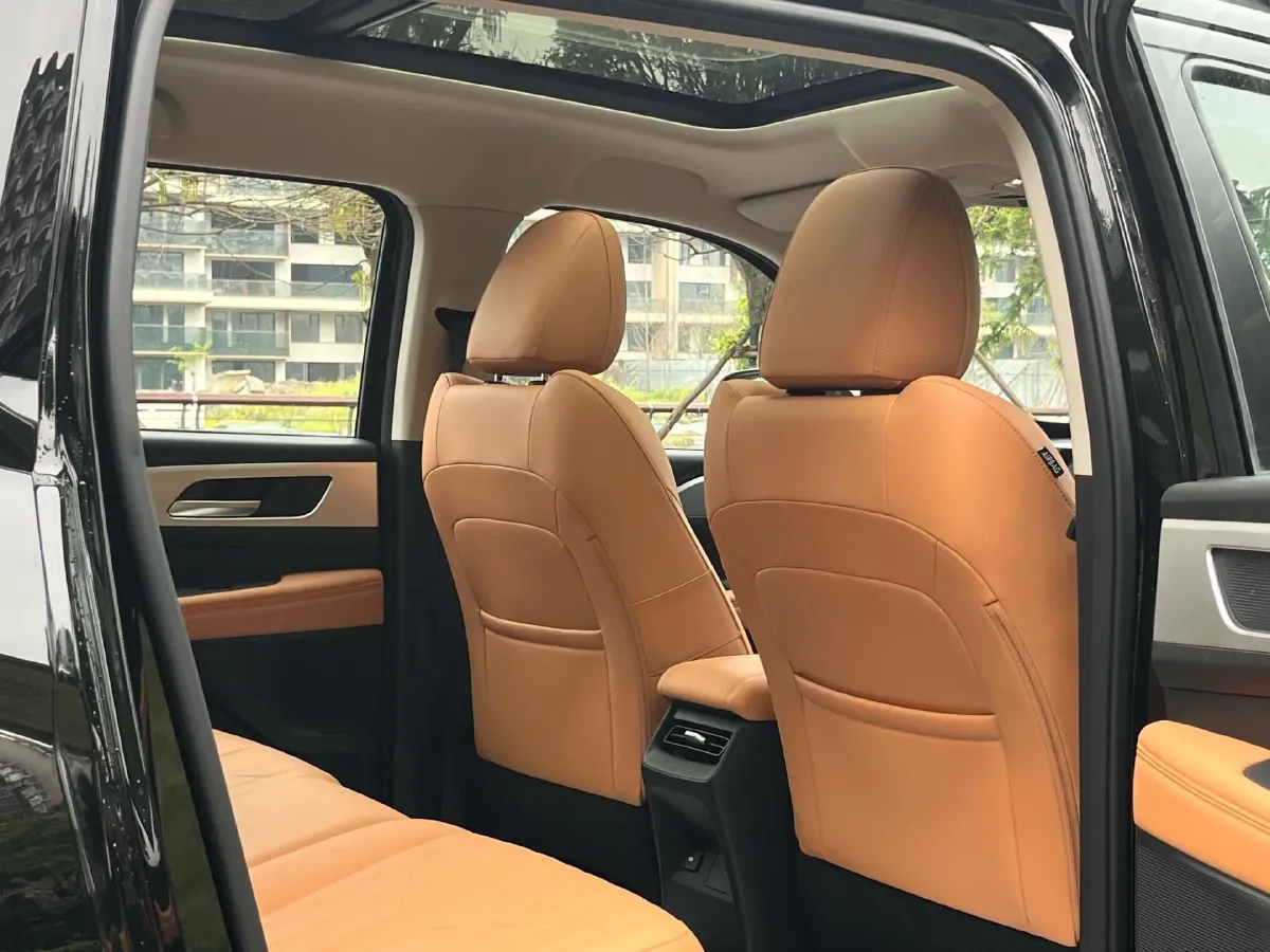 2025 Haval H5 2.0T 224HP L4 8AT,autocango,china used car exporter,china ev exporter,chinese used car exporter,chinese used ev exporter