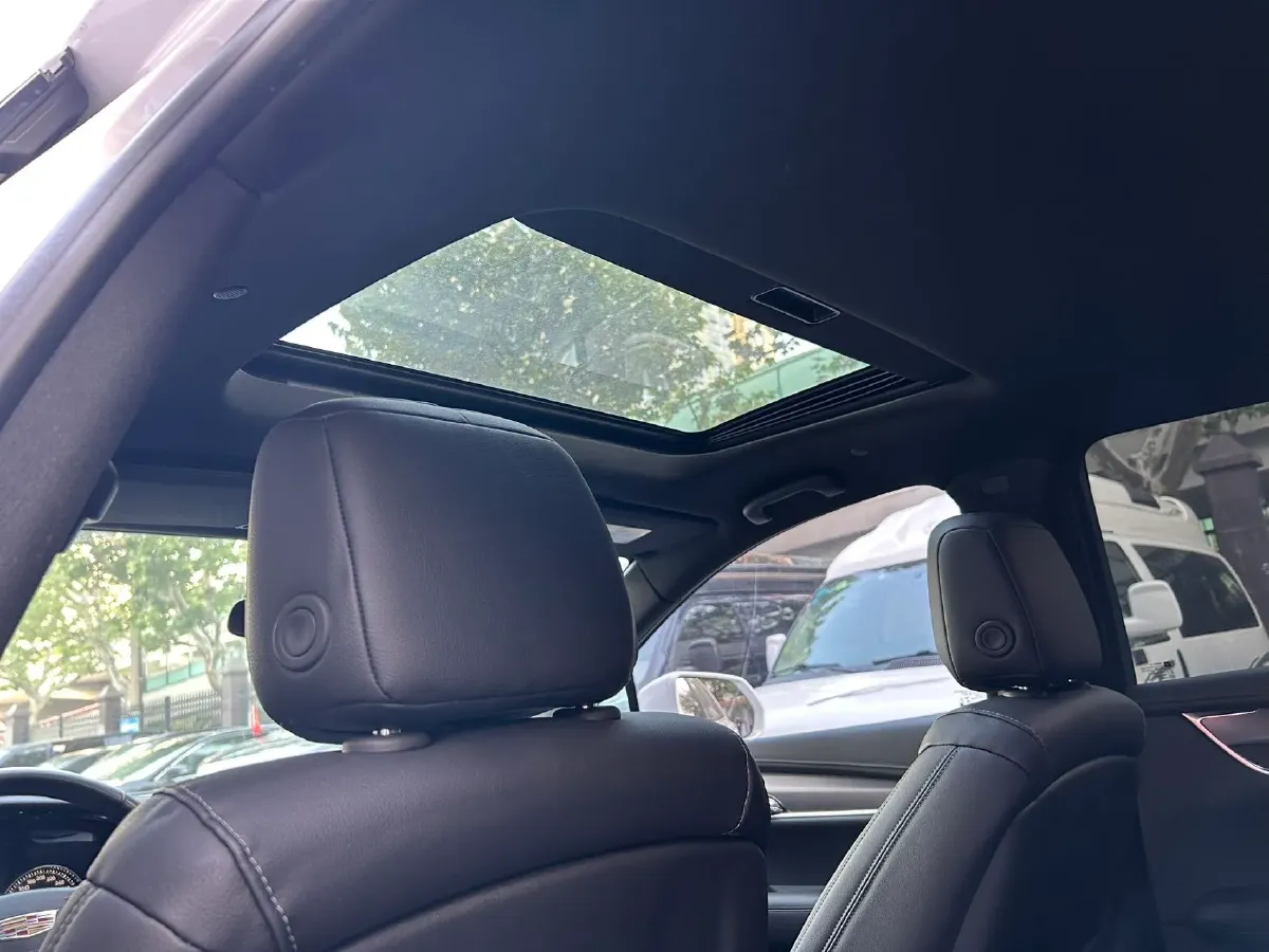 2020 Cadillac XT5 2.0T 237HP L4 9AT,autocango,china used car exporter,china ev exporter,chinese used car exporter,chinese used ev exporter