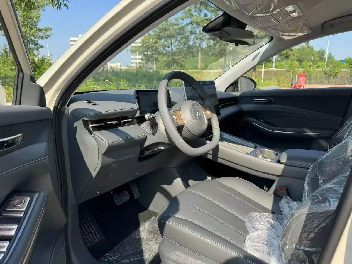 2026 BaoJun Cloud Sea BEV,autocango,china used car exporter,china ev exporter,chinese used car exporter,chinese used ev exporter