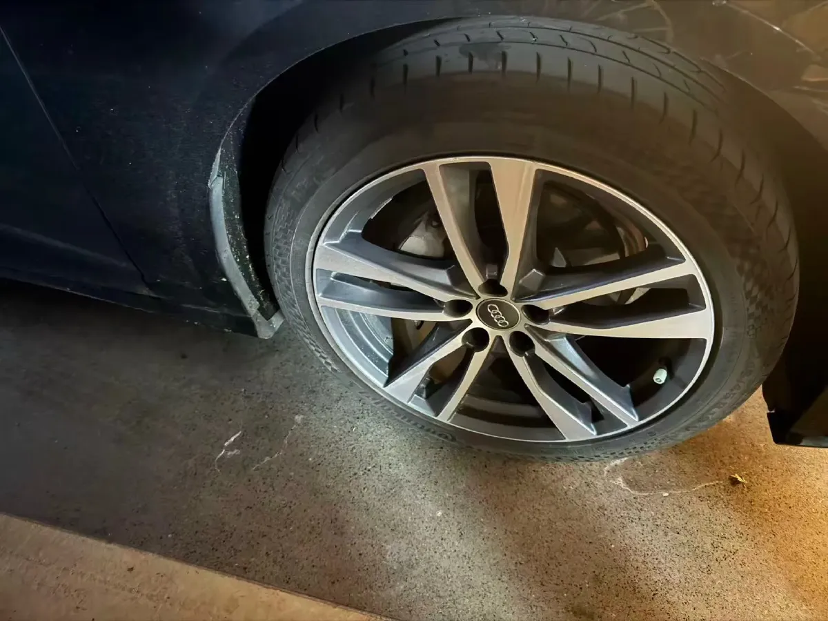 2020 Audi A6L 2.0T 190HP L4 7DCT,autocango,china used car exporter,china ev exporter,chinese used car exporter,chinese used ev exporter