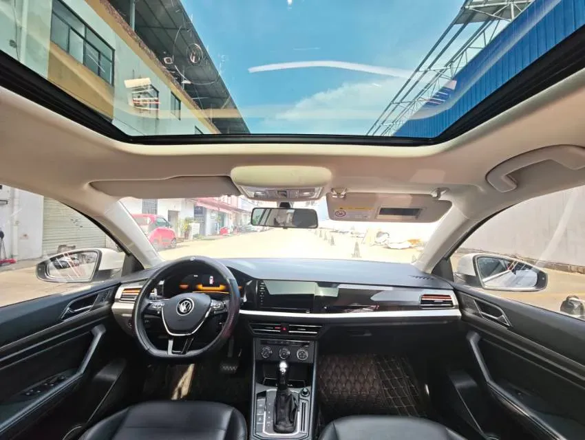 2021 Volkswagen Lavida 1.5L 113HP L4 6AT,autocango,china used car exporter,china ev exporter,chinese used car exporter,chinese used ev exporter