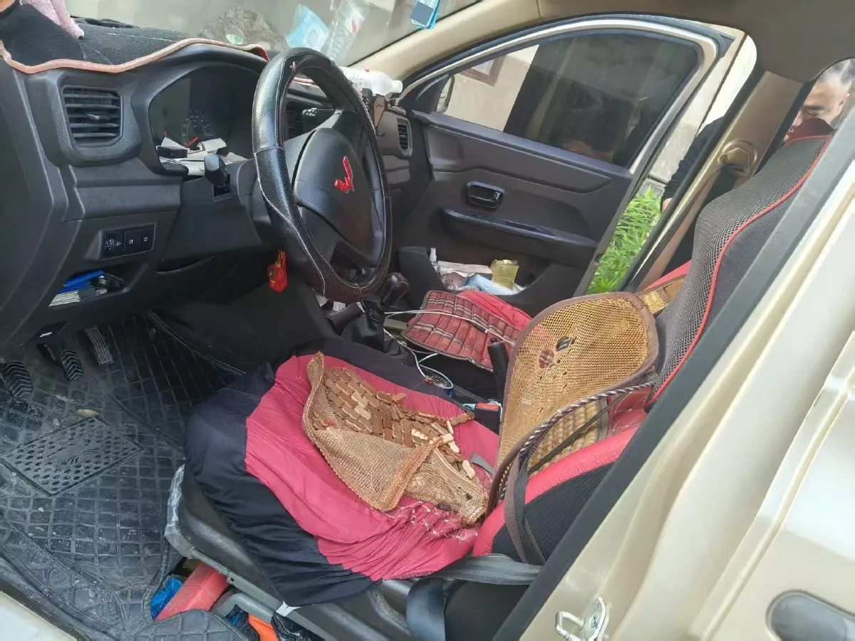 2022 JinBei Little Sea Lion X30 1.5L 102HP L4 5MT,autocango,china used car exporter,china ev exporter,chinese used car exporter,chinese used ev exporter