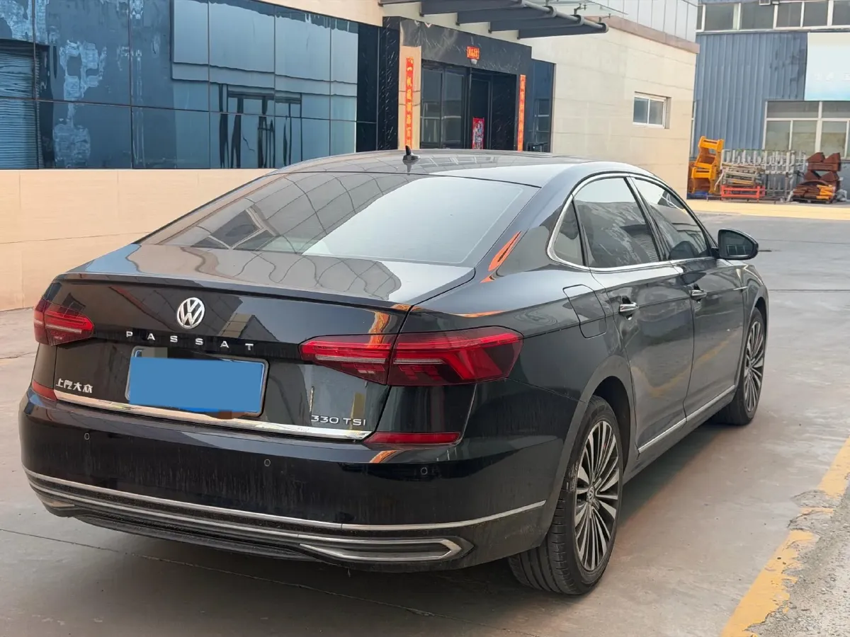 2019 Volkswagen Passat 2.0T 186HP L4 7DCT,autocango,china used car exporter,china ev exporter,chinese used car exporter,chinese used ev exporter