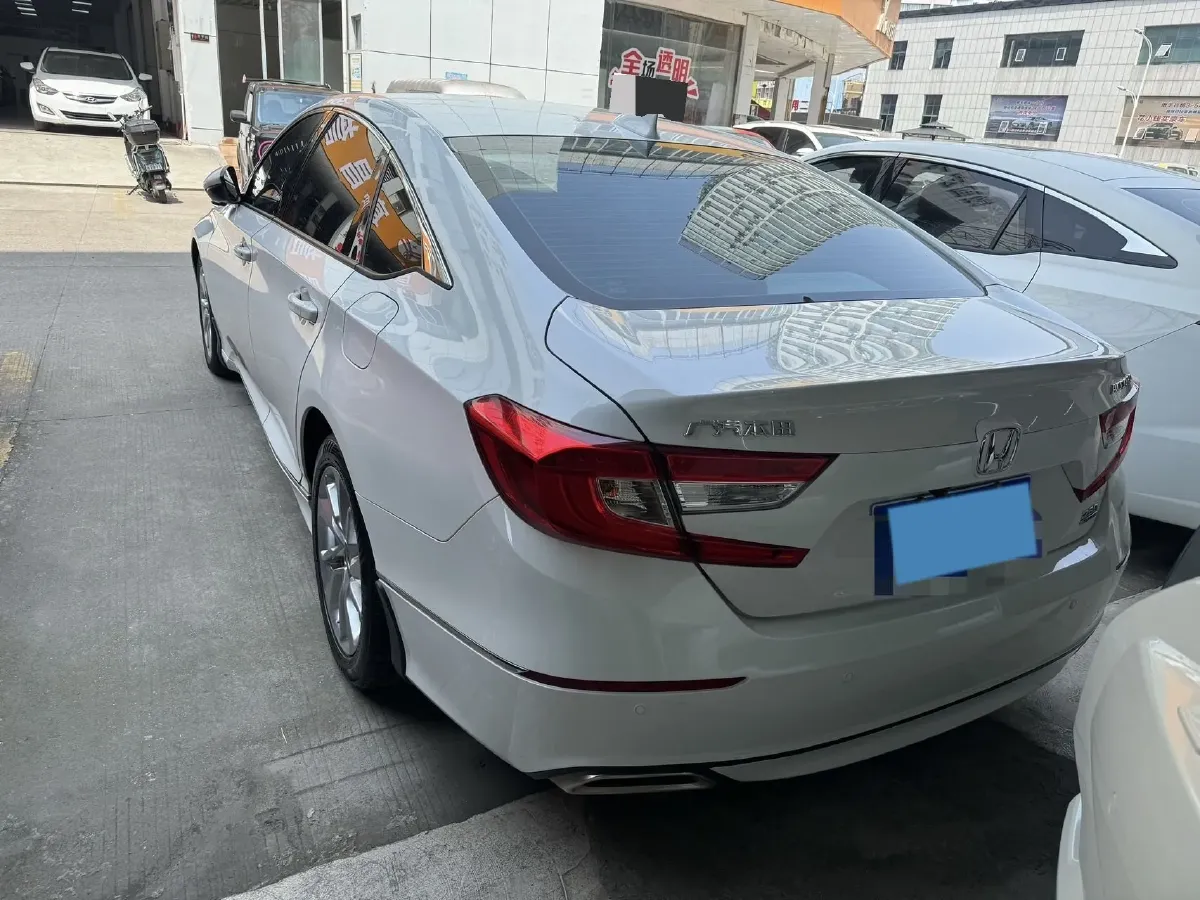 2018 Honda Accord 1.5T 194HP L4 CVT,autocango,china used car exporter,china ev exporter,chinese used car exporter,chinese used ev exporter