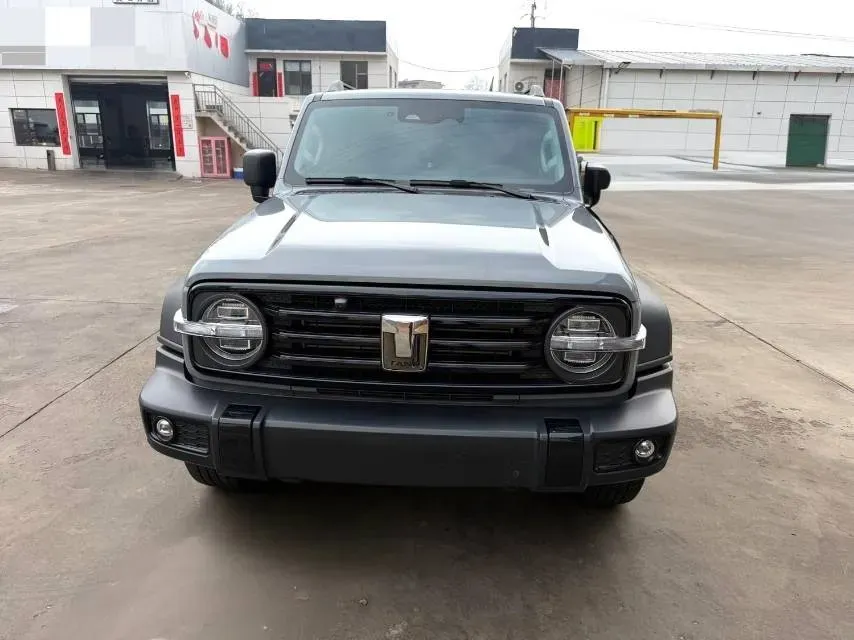 2024 Tank 300 2.0T 227HP L4 8AT,autocango,china used car exporter,china ev exporter,chinese used car exporter,chinese used ev exporter