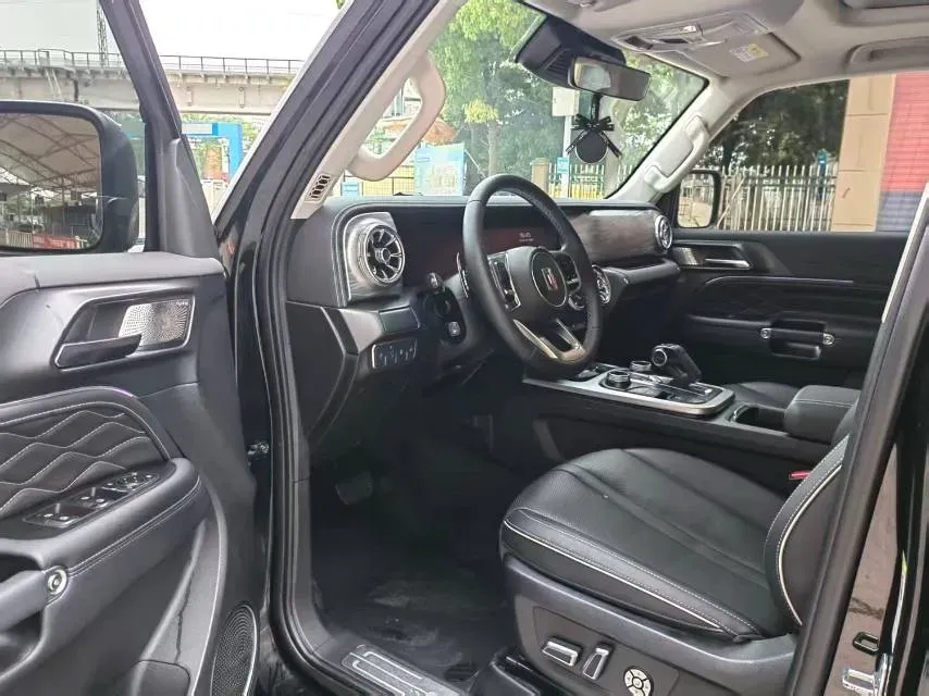 2024 Tank 300 2.0T 227HP L4 8AT,autocango,china used car exporter,china ev exporter,chinese used car exporter,chinese used ev exporter