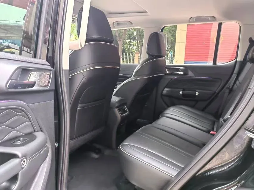 2024 Tank 300 2.0T 227HP L4 8AT,autocango,china used car exporter,china ev exporter,chinese used car exporter,chinese used ev exporter