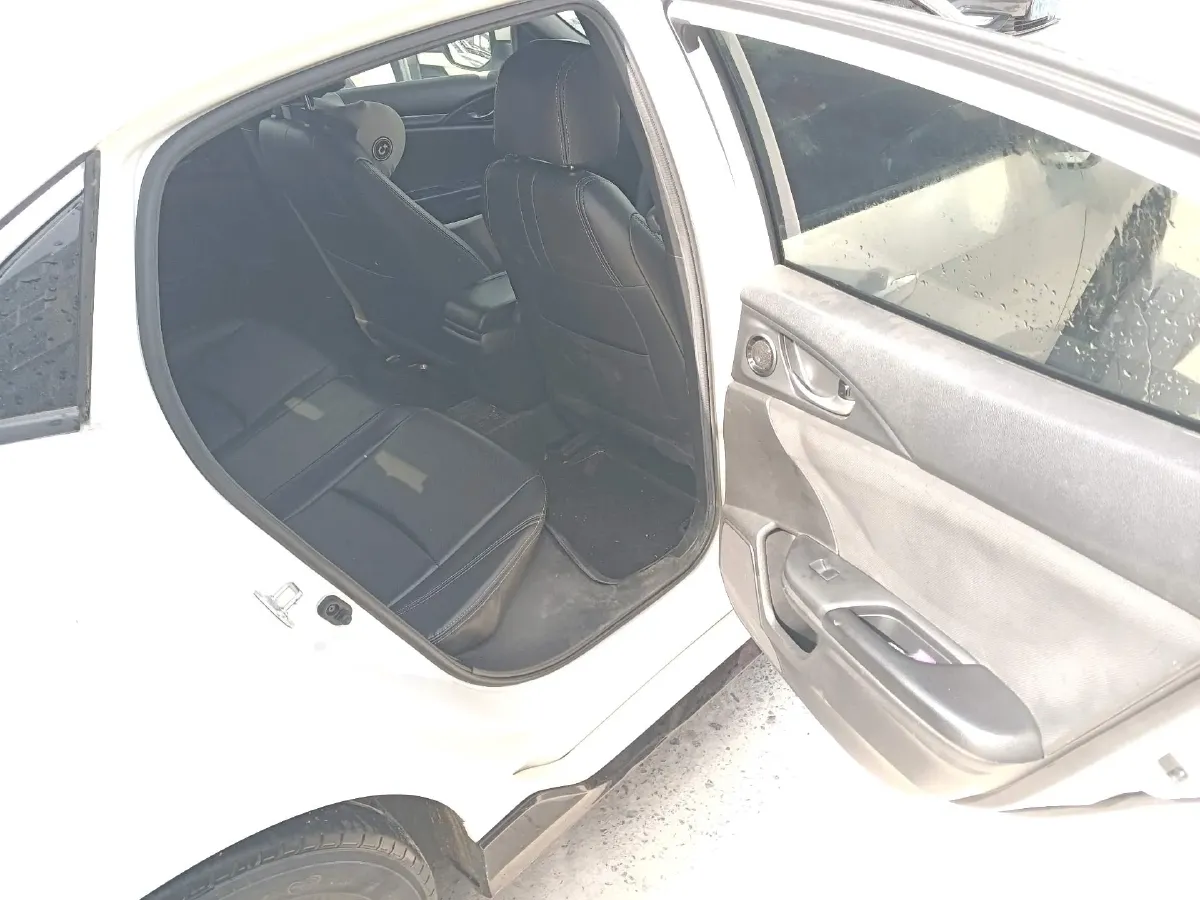 2021 Honda Civic 1.5T 177HP L4 CVT,autocango,china used car exporter,china ev exporter,chinese used car exporter,chinese used ev exporter