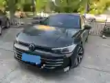 2025 Volkswagen Passat 2.0T 220HP L4 7DCT
