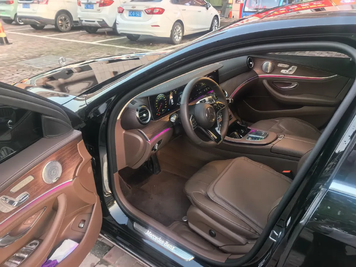 2023 Mercedes-Benz E Class 2.0T 258HP L4 9AT,autocango,china used car exporter,china ev exporter,chinese used car exporter,chinese used ev exporter