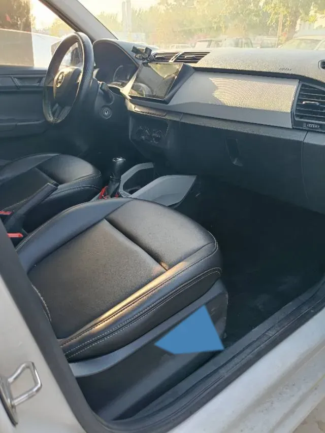 2017 Skoda Fabia 1.4L 90HP L4 6AT,autocango,china used car exporter,china ev exporter,chinese used car exporter,chinese used ev exporter