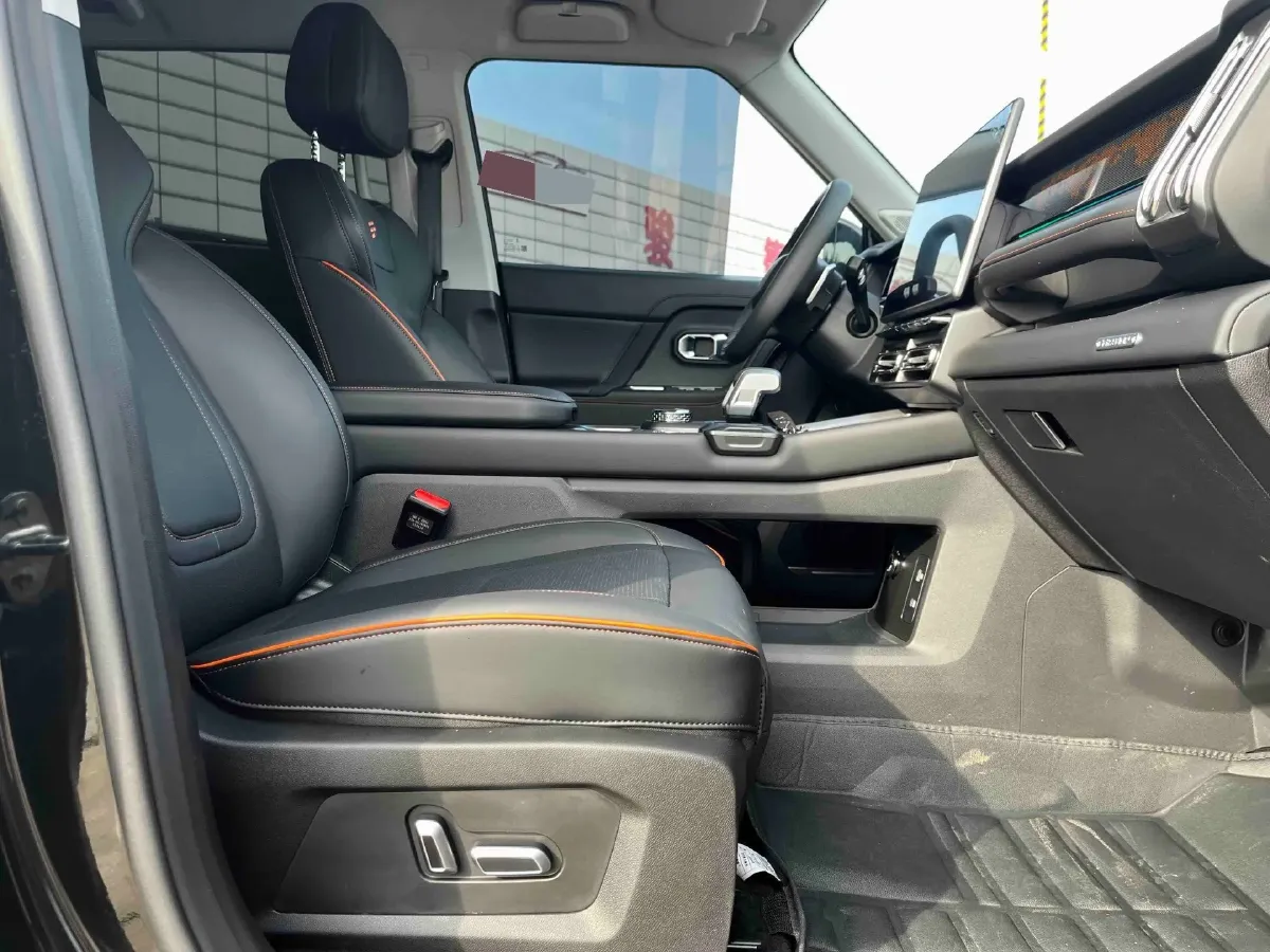 2025 Jetour Freeman 1.5T 184HP L4 7DCT,autocango,china used car exporter,china ev exporter,chinese used car exporter,chinese used ev exporter