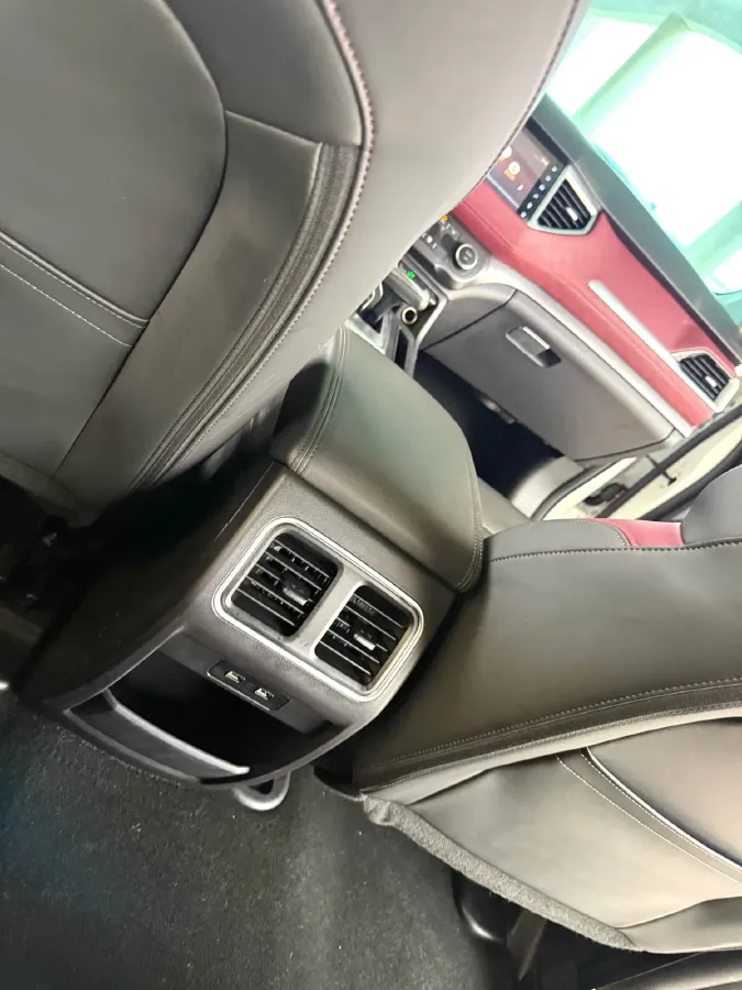 2021 Haval H6 Coupe 1.5T 150HP L4 7DCT,autocango,china used car exporter,china ev exporter,chinese used car exporter,chinese used ev exporter