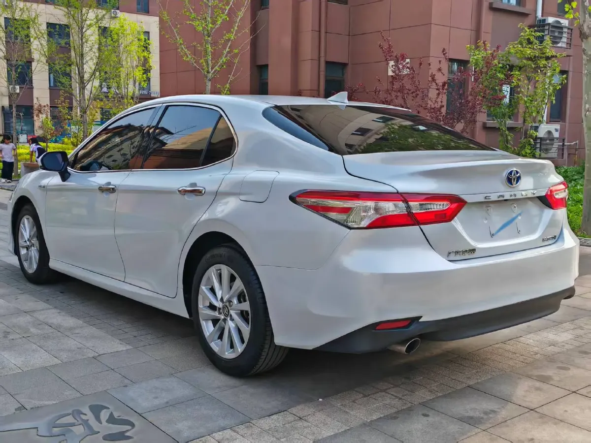 2021 Toyota Camry 2.5L 178HP L4 E-CVT Hybrid,autocango,china used car exporter,china ev exporter,chinese used car exporter,chinese used ev exporter