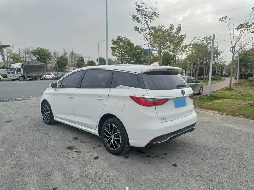 2017 BYD Song MAX 1.5T 154HP L4 6DCT,autocango,china used car exporter,china ev exporter,chinese used car exporter,chinese used ev exporter