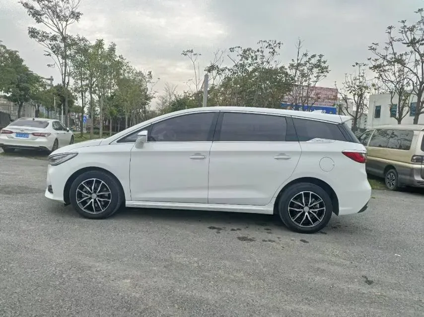 2017 BYD Song MAX 1.5T 154HP L4 6DCT,autocango,china used car exporter,china ev exporter,chinese used car exporter,chinese used ev exporter