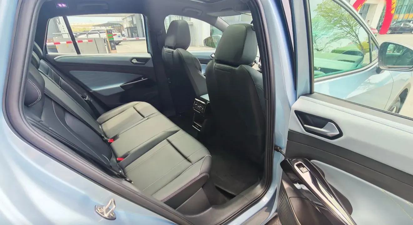 2024 Exceed LXC-DM 1.5T 156HP L4 3DHT PHEV 19.27KWH,autocango,china used car exporter,china ev exporter,chinese used car exporter,chinese used ev exporter