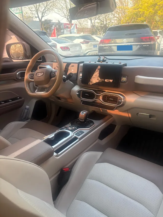 2020 Geely ICON 1.5T 177HP L3 7DCT,autocango,china used car exporter,china ev exporter,chinese used car exporter,chinese used ev exporter