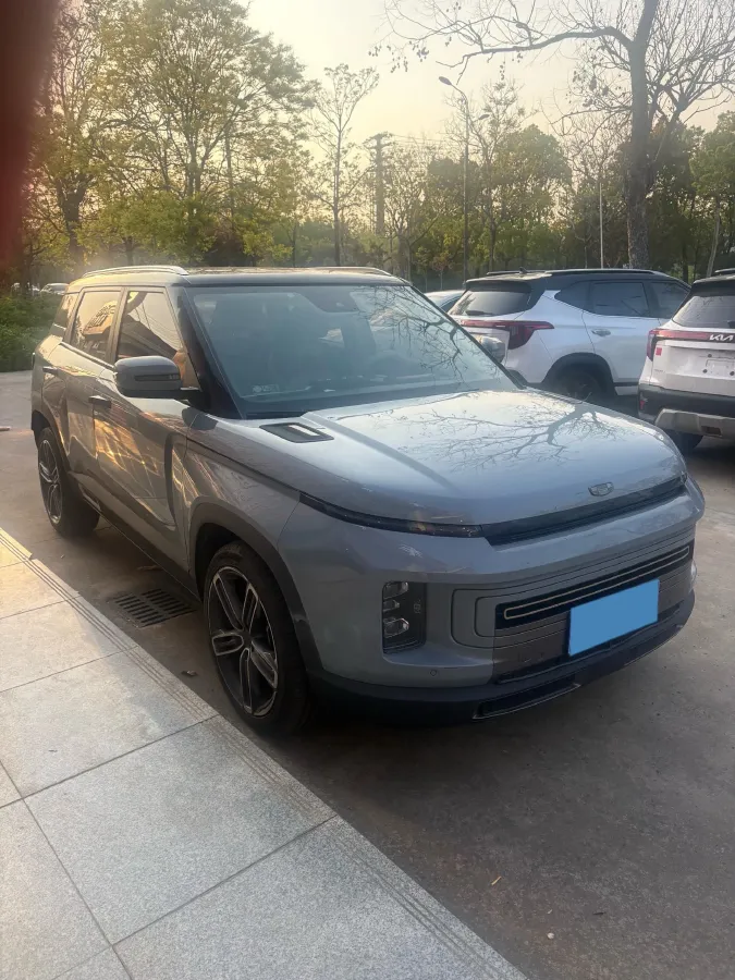 2020 Geely ICON 1.5T 177HP L3 7DCT,autocango,china used car exporter,china ev exporter,chinese used car exporter,chinese used ev exporter