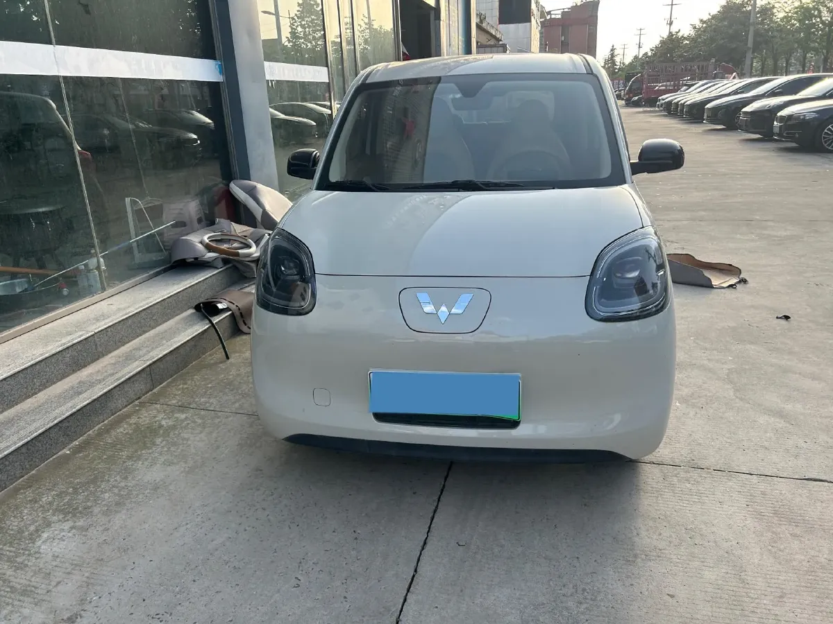2025 WuLing HongGuang MINI EV BEV 16.2KWH,autocango,china used car exporter,china ev exporter,chinese used car exporter,chinese used ev exporter
