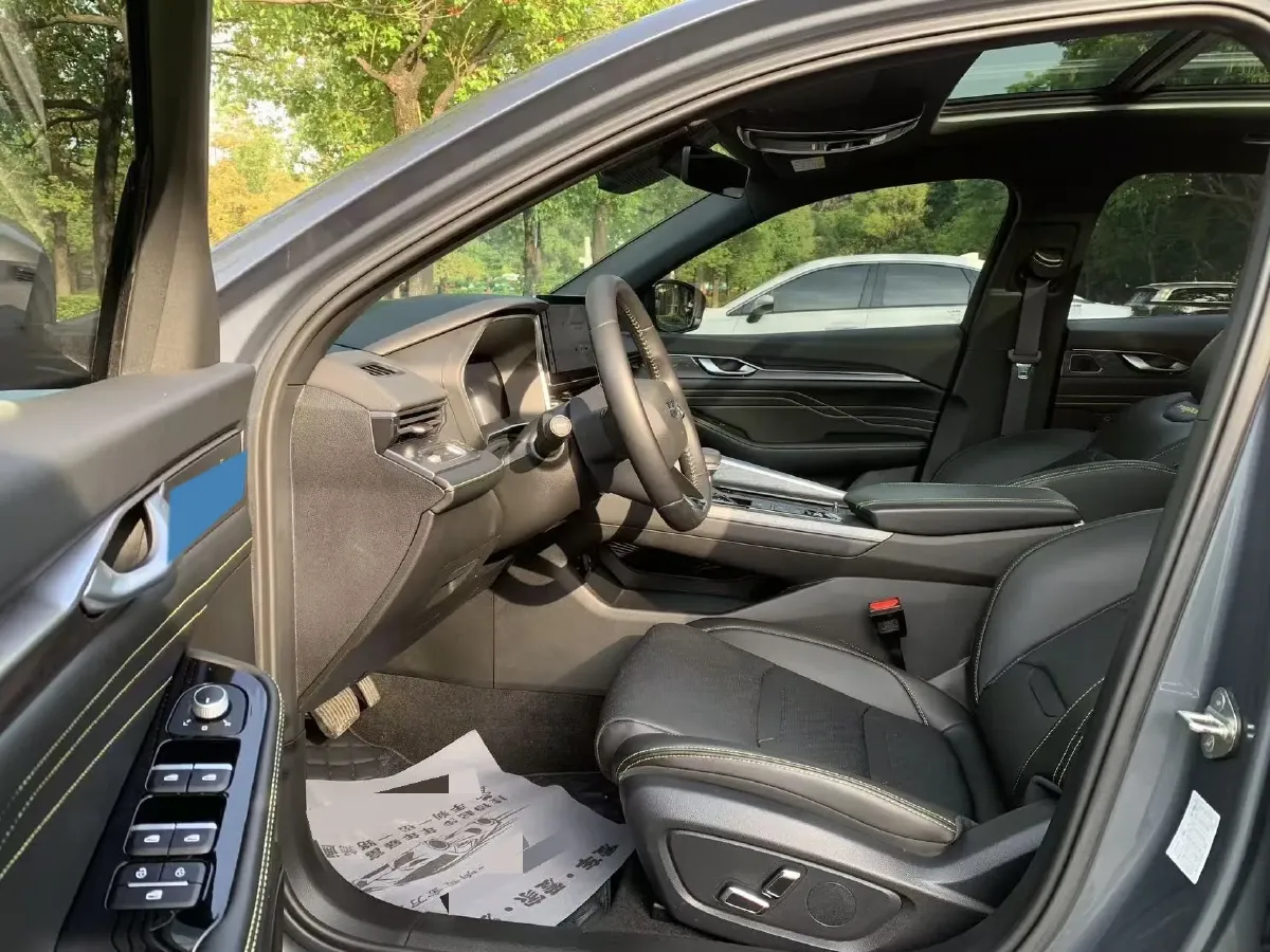 2023 Geely Preface 1.5T 181HP L4 7DCT,autocango,china used car exporter,china ev exporter,chinese used car exporter,chinese used ev exporter