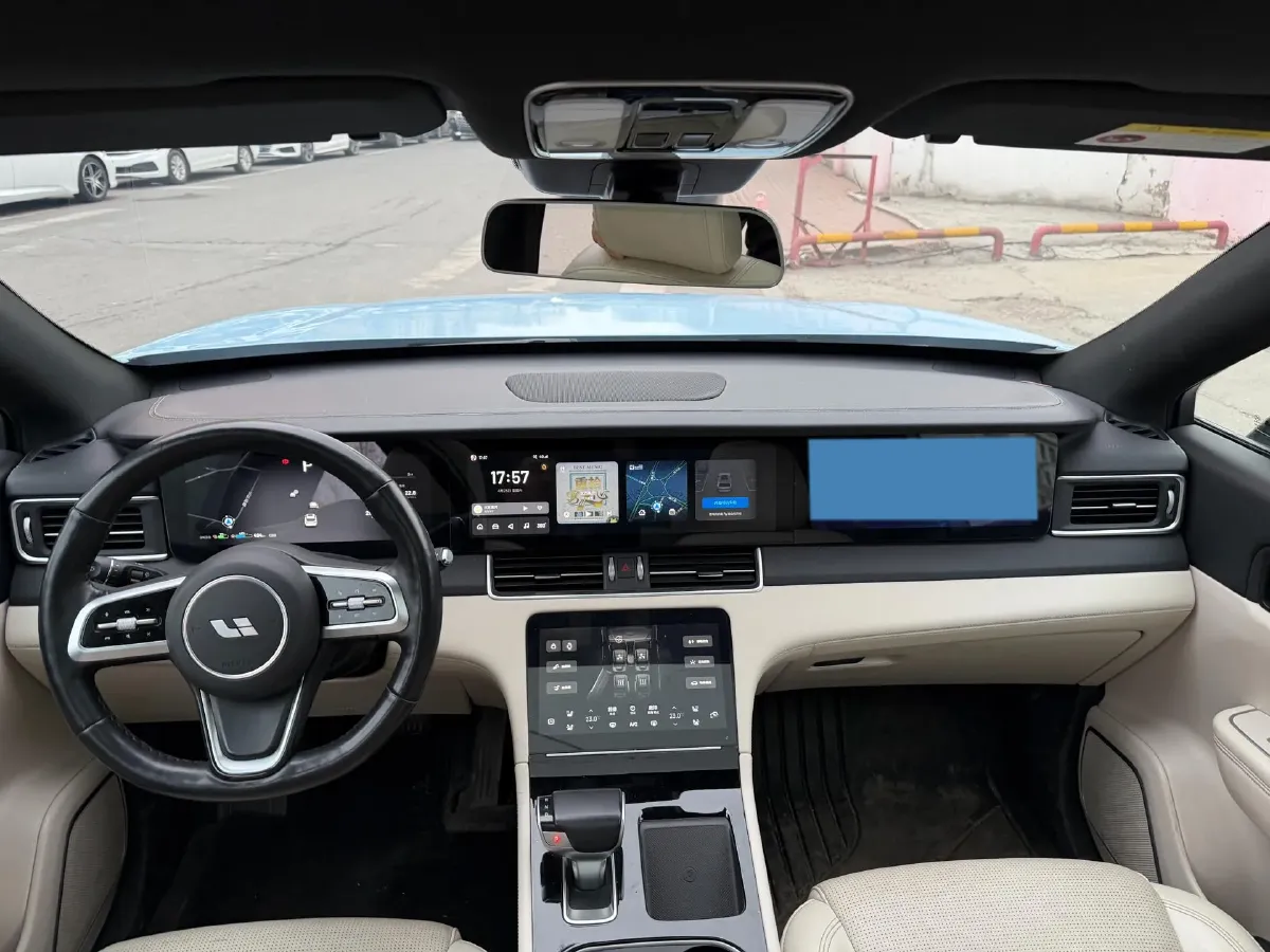 2021 Li ONE Range Extended 131HP REEV 40.5KWH,autocango,china used car exporter,china ev exporter,chinese used car exporter,chinese used ev exporter