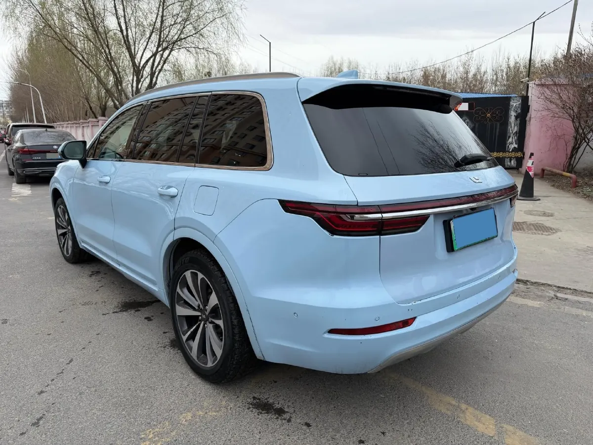 2021 Li ONE Range Extended 131HP REEV 40.5KWH,autocango,china used car exporter,china ev exporter,chinese used car exporter,chinese used ev exporter