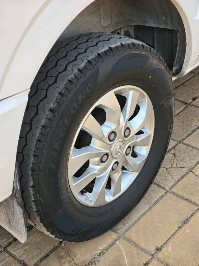 2021 MAXUS XinTu V80 2.0T 139HP L4 6MT,autocango,china used car exporter,china ev exporter,chinese used car exporter,chinese used ev exporter