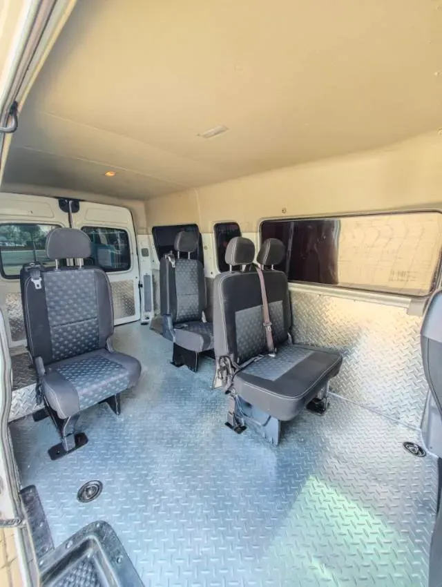 2021 MAXUS XinTu V80 2.0T 139HP L4 6MT,autocango,china used car exporter,china ev exporter,chinese used car exporter,chinese used ev exporter