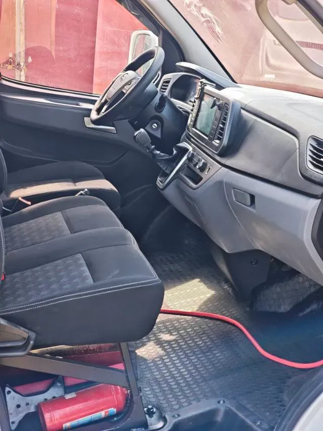 2021 MAXUS XinTu V80 2.0T 139HP L4 6MT,autocango,china used car exporter,china ev exporter,chinese used car exporter,chinese used ev exporter