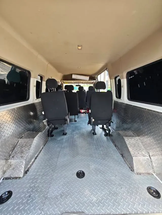 2021 MAXUS XinTu V80 2.0T 139HP L4 6MT,autocango,china used car exporter,china ev exporter,chinese used car exporter,chinese used ev exporter