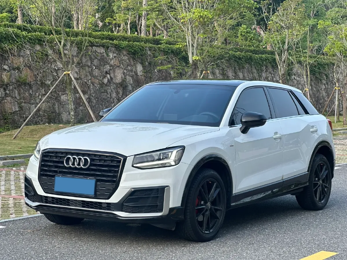 2020 Audi Q2L 1.4T 150HP L4 7DCT,autocango,china used car exporter,china ev exporter,chinese used car exporter,chinese used ev exporter