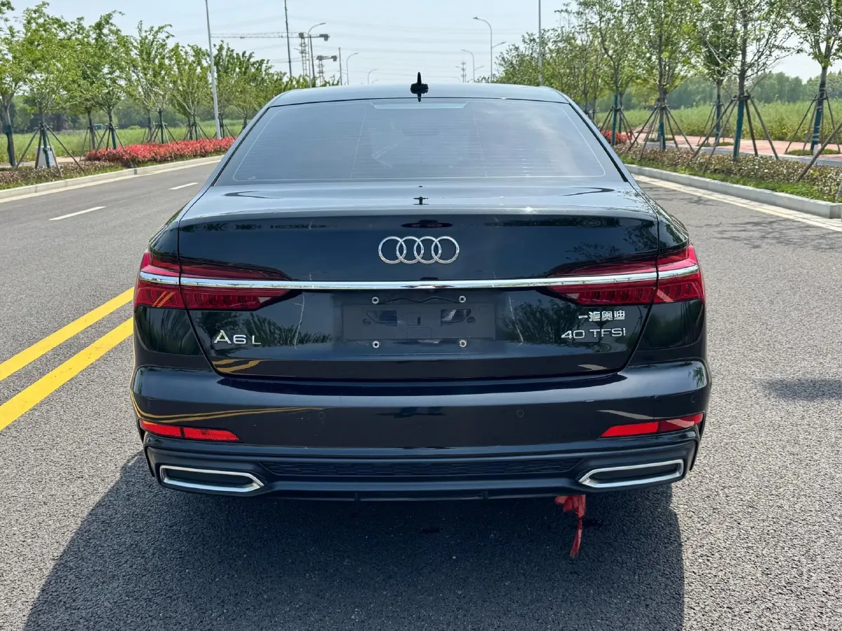 2020 Audi A6L 2.0T 190HP L4 7DCT,autocango,china used car exporter,china ev exporter,chinese used car exporter,chinese used ev exporter