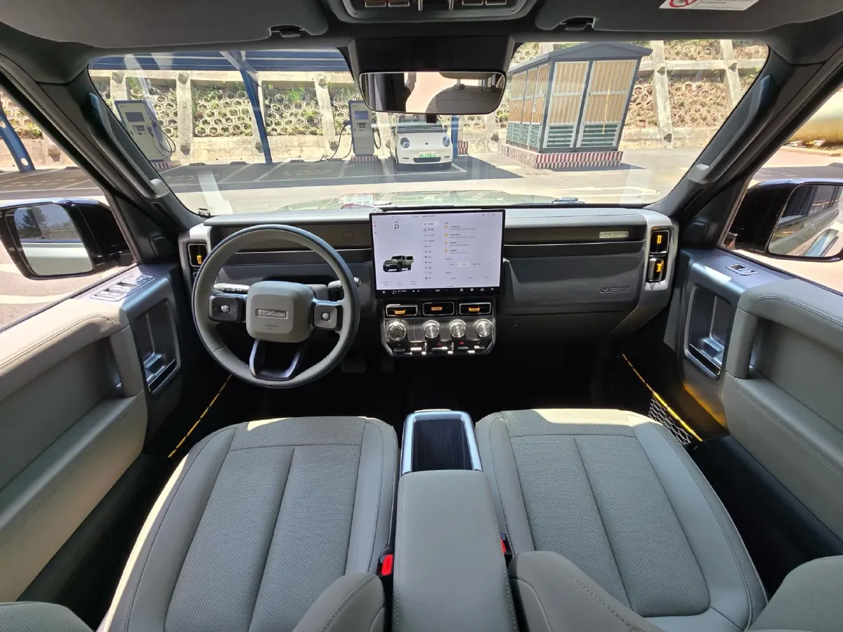 2025 iCAR iCAR Super V23 BEV 59.93KWH,autocango,china used car exporter,china ev exporter,chinese used car exporter,chinese used ev exporter