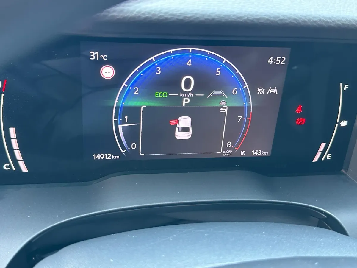 2024 Toyota Camry 2.0L 173HP L4 CVT,autocango,china used car exporter,china ev exporter,chinese used car exporter,chinese used ev exporter