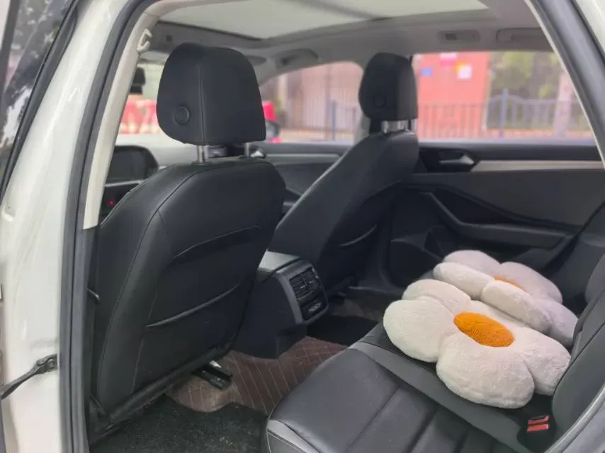 2021 Volkswagen Sagitar 1.4T 150HP L4 7DCT,autocango,china used car exporter,china ev exporter,chinese used car exporter,chinese used ev exporter