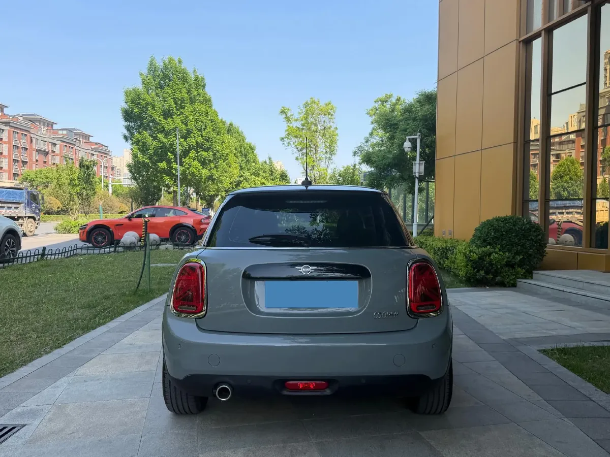 2021 MINI MINI 1.5T 136HP L3 7DCT,autocango,china used car exporter,china ev exporter,chinese used car exporter,chinese used ev exporter