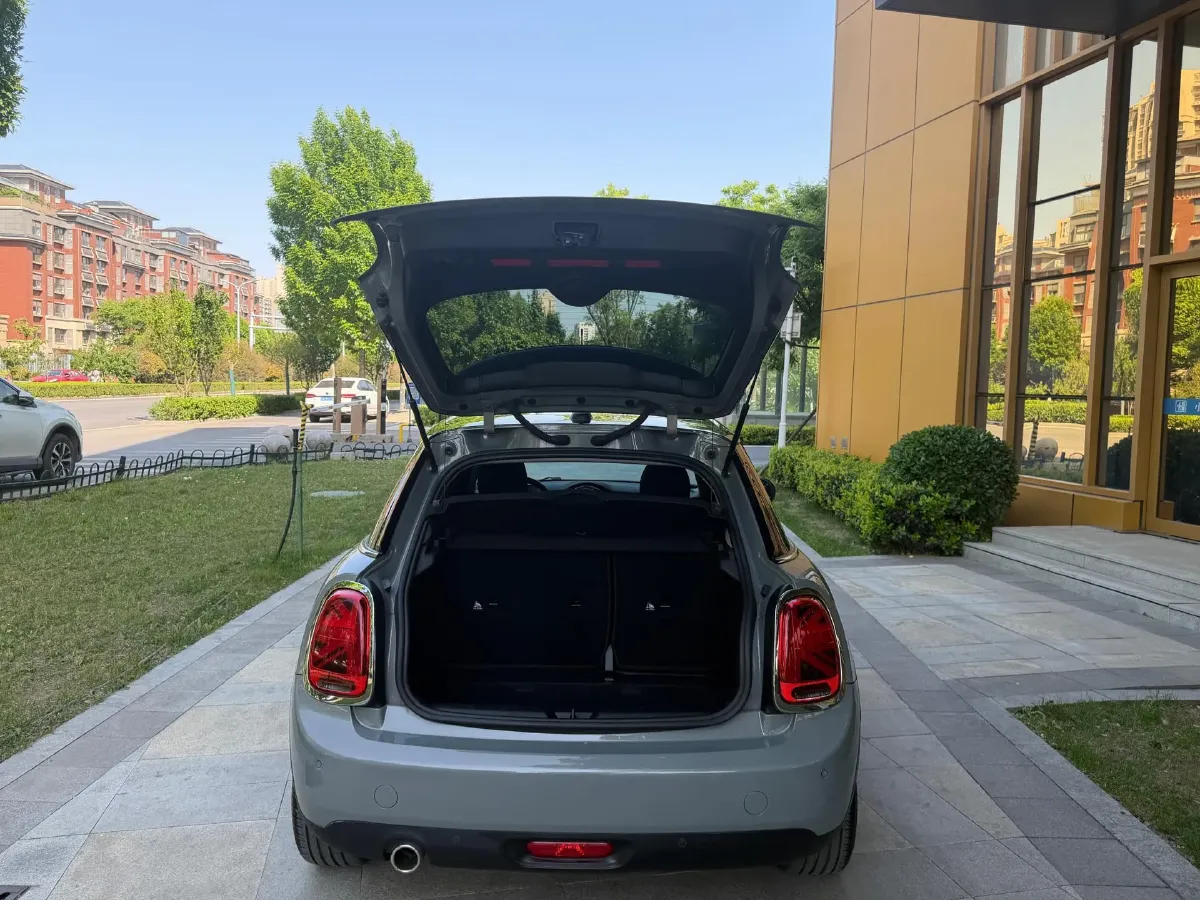 2021 MINI MINI 1.5T 136HP L3 7DCT,autocango,china used car exporter,china ev exporter,chinese used car exporter,chinese used ev exporter