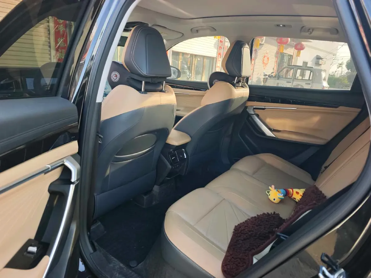 2023 Geely StarRay 1.5T 181HP L4 7DCT,autocango,china used car exporter,china ev exporter,chinese used car exporter,chinese used ev exporter