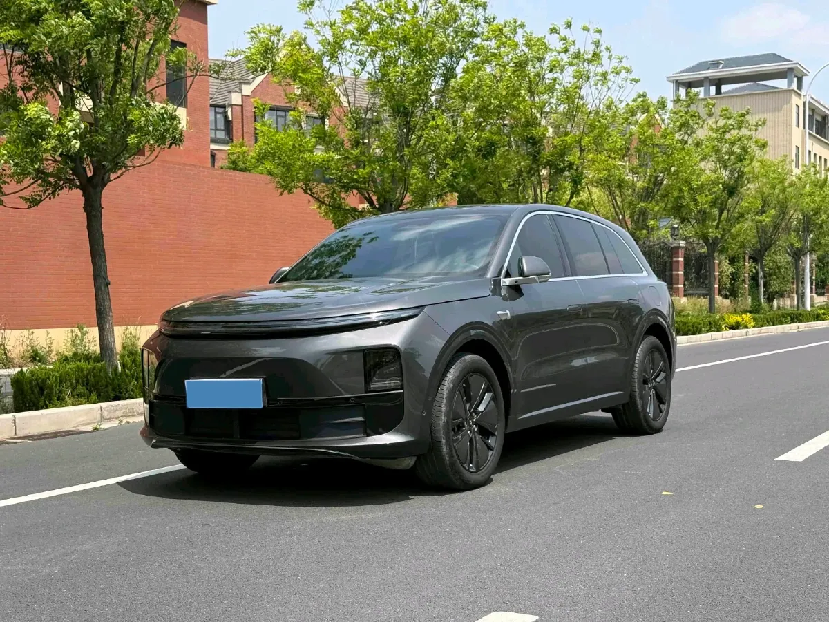 2024 Li L6 Range Extended 154HP L4 REEV 36.8KWH,autocango,china used car exporter,china ev exporter,chinese used car exporter,chinese used ev exporter